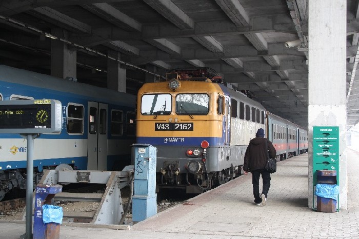 Im Bahnhof Nyugati wurde V 43 2162 abgelichtet