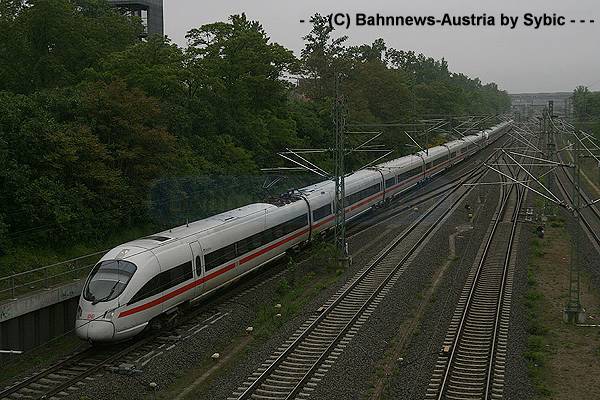 ©411 005 411 006 Berlin Kolonnenbrücke 02_06_2010.jpg