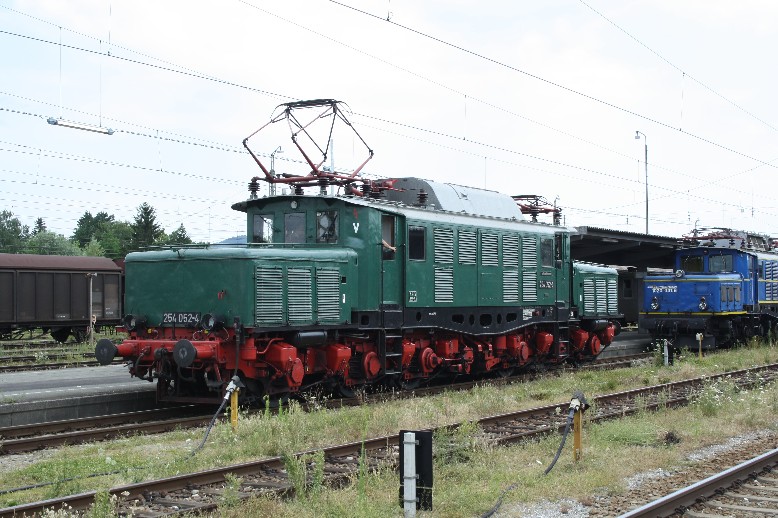 254 052 aus Leipzig