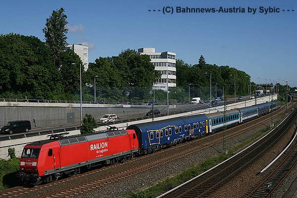 ©145 016 Berlin Knobelsdorffbrücke 04_06_2010 (2).jpg