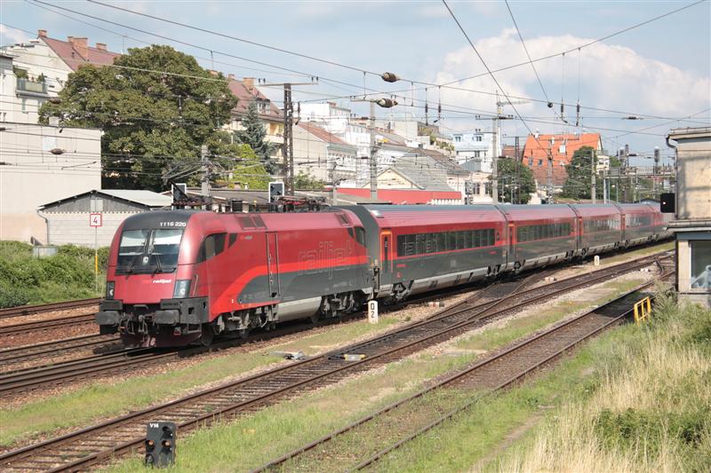 IMG_9239 (Medium).jpg