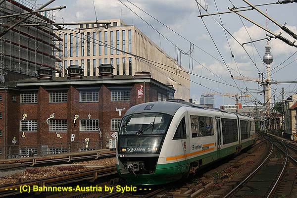 ©Vogtlandbahn VT23 Berlin Friedrichstrasse 06_06_2010.jpg