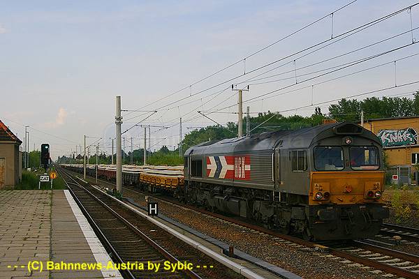 ©HGK Class 66 Berlin Blankenburg 06_06_2010 (1).jpg