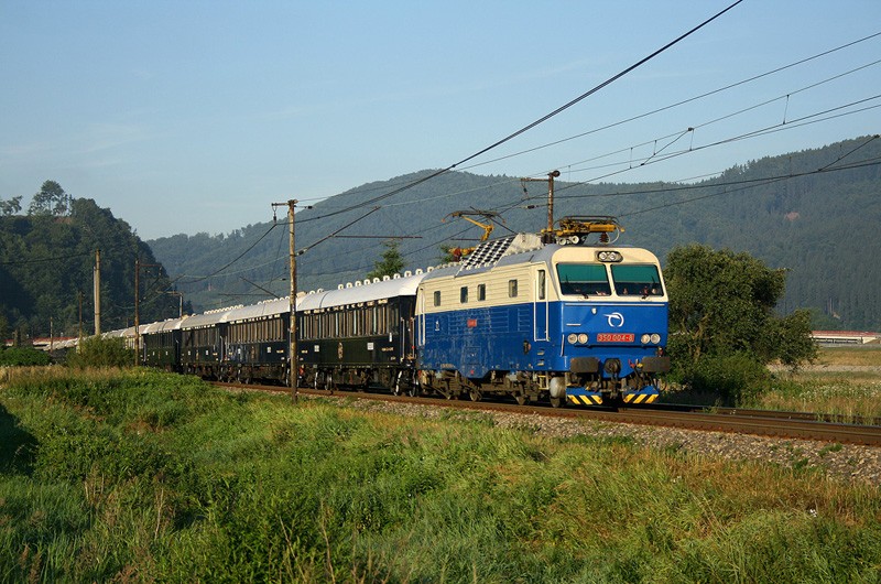 350.004_VSOE_Povazska-Bystrica_09072010.JPG