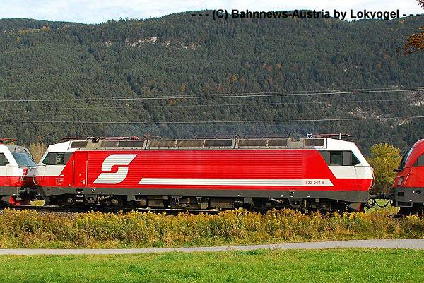 ©30.10.10 1116 078 + 127 + 1822 001 + 004  als 95325  Flaurling (10).jpg