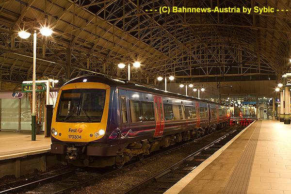 ©170 304 Manchester Piccadilly 17_01_2011.jpg
