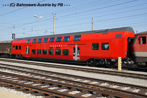 0995 Klein Schwechat neuer Dosto Sihltal Bahn.jpg
