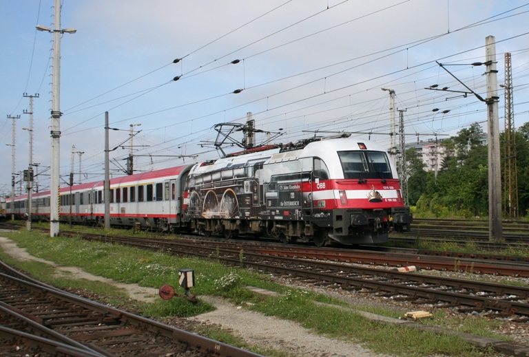 BB 1216 020 mit OIC 861.JPG