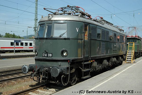 DB E18 08 Freilassing 17 06 06.JPG