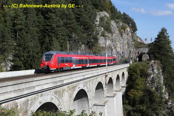 442 700 SPROB 97655 (Bt) 05 10 12.jpg