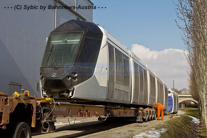 Tram Dubai RailTec Arsenal 21_02_2013 (8).jpg