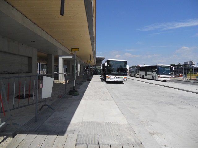 Busbahnhof prov. seit 23.6. in Betrieb