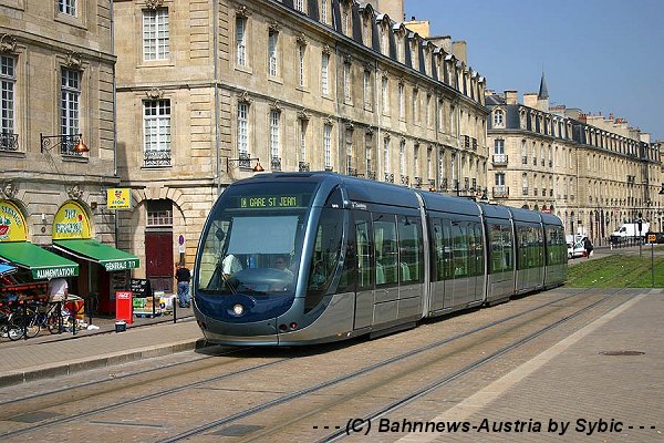 2245 Bordeaux Porte de Bourgogne 19_07_2006.jpg