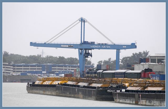 sonderfahrt_wiener_hafen_1_freudenau_120806.jpg