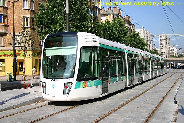 309 Paris Port de Vanves 20_07_2006.jpg