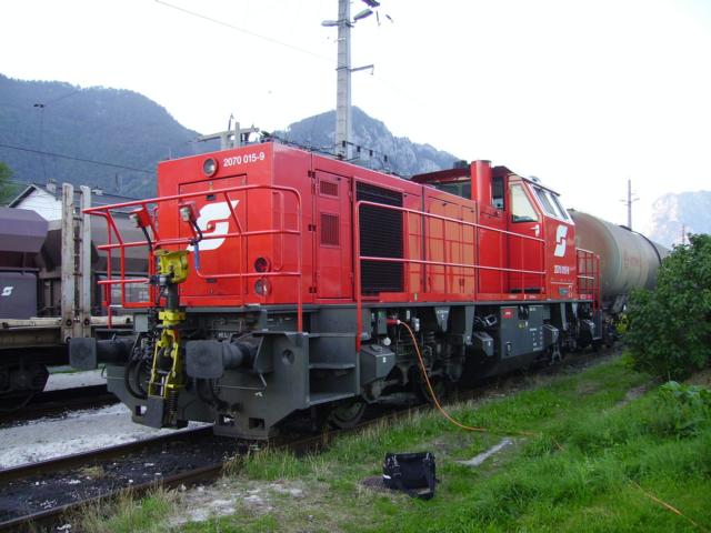 2070 015-9.JPG