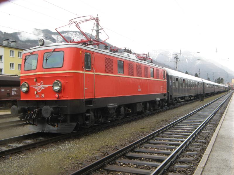 01 533 und 1141 21 der ÖGEG 33.JPG