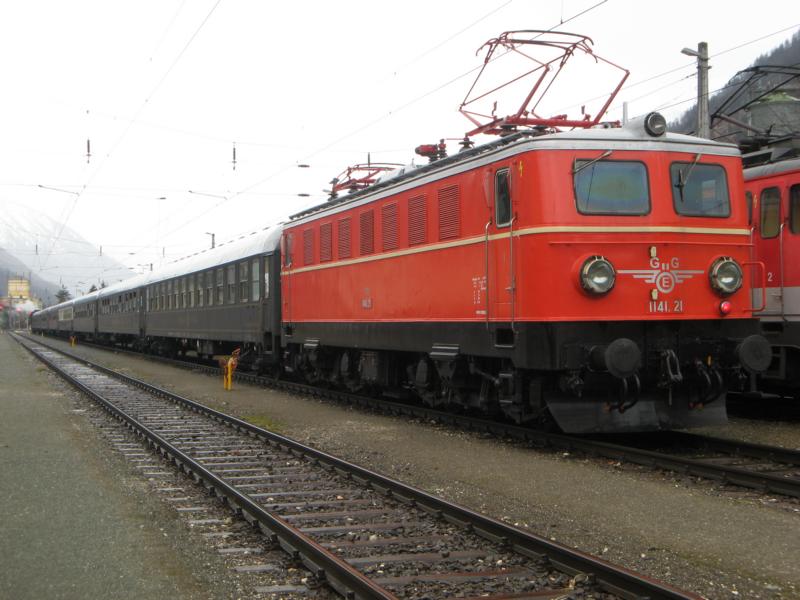 01 533 und 1141 21 der ÖGEG 28.JPG