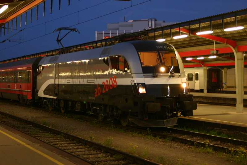 RailJet_1016_034_Wien Südbahnhof_657_070415.jpg