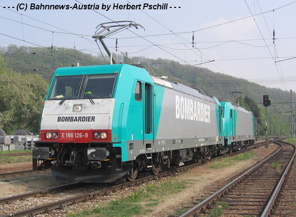 186 126 + 127 am 25 4 2007 in Viehofen.jpg