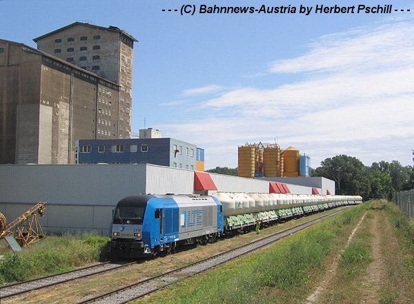 LTE 2016 904 am 17 6 2007 in Wien Albern Hafen.jpg