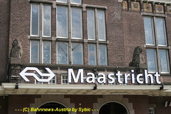 Maastricht Bahnhof 18_08_2007.jpg