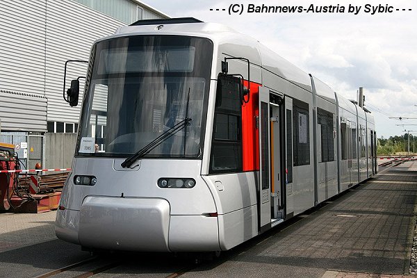 3305 Rheinbahn Wegberg Wildenrath 19_08_2007.jpg