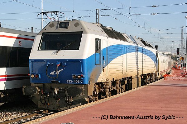 333 406 Madrid Chamartin 04_10_2007.jpg