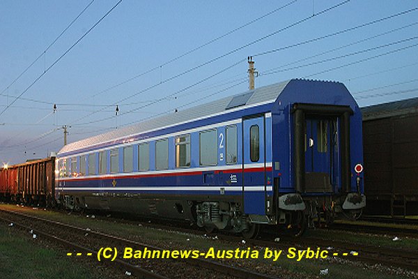 7373 2196 008 F H1 30_09_2005_2.jpg