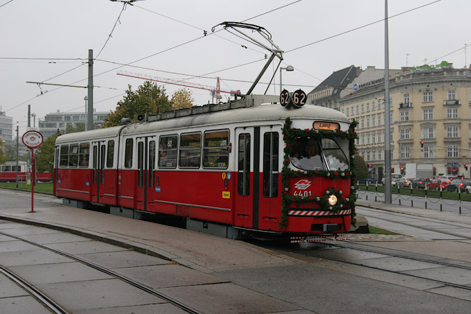 D2007 17646k1 4401 Karlsplatz 25.10.2007.jpg