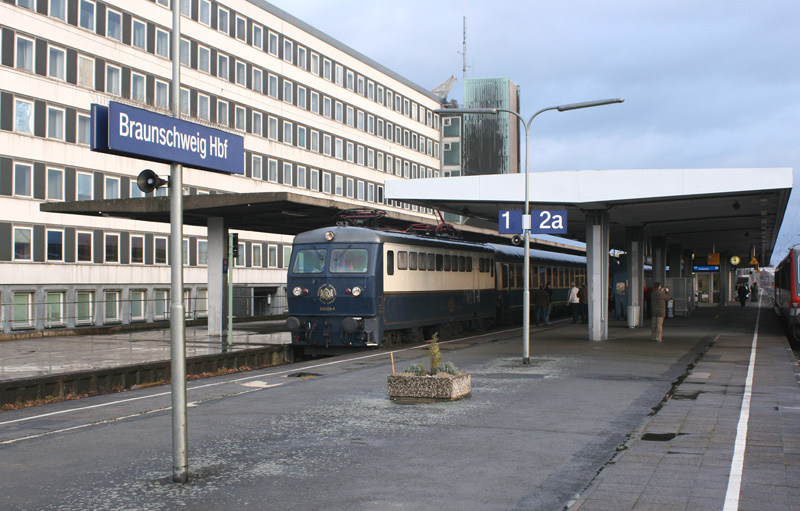 1046 024 in Braunschweig (02.12.2007).jpg
