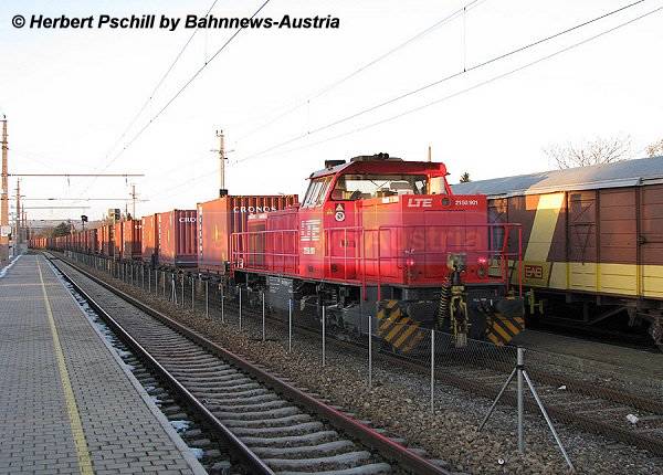 LTE 2150 901(Schiebelok) mit 95319 am 8 1 2008 in Korneuburg.jpg.jpg