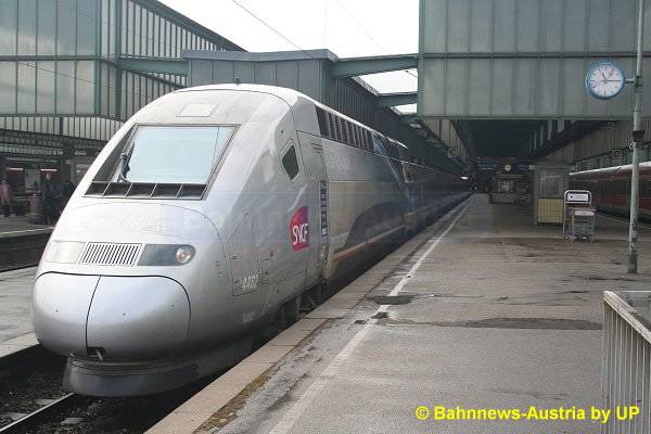 TGV 4402ae_080303_TS 384 003.jpg.jpg