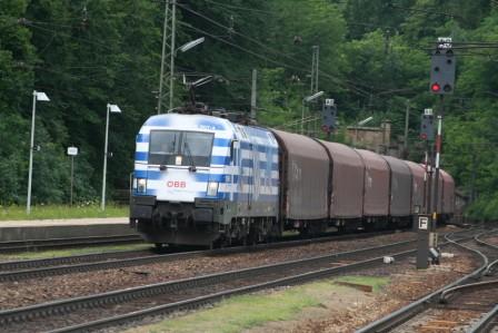 eine EM-Lok kommt selten alleine: ÖBB 1116 007-4 Griechenland
