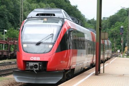 ÖBB 4024 105-1 wartet auf die Fahrt zum Westbahnhof