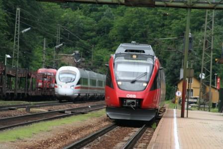 warum sehen sich alle Enten ähnlich??  DB 411 und ÖBB 4024