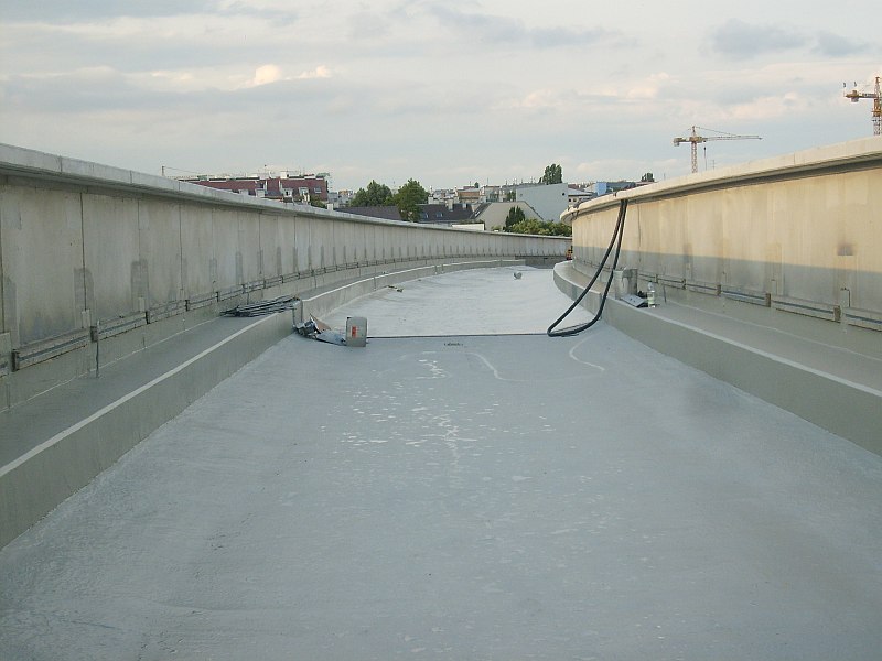 Fahrtrichtung Karlsplatz.jpg