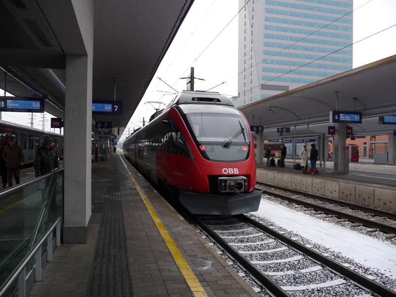 REX nach Salzburg in Linz