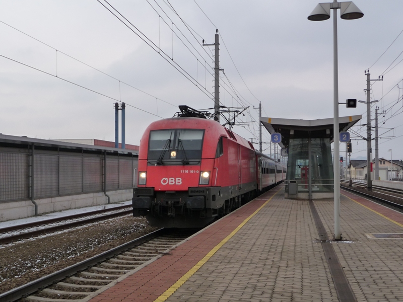 REX nach Linz in Haiding