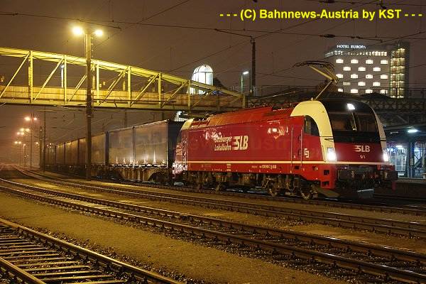 ©SLB E91 Salzburg Hbf  61827-20 01 09b.jpg