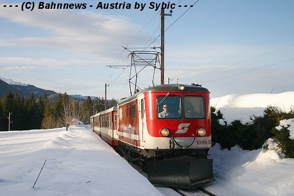 Eigentlich eine Leistung der Reihe 5090: 1099 007 erreicht mit Z 6843 den Bahnhof Mariazell