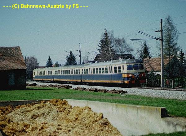 ©ÖBB 4030 210 Fischamend.jpg