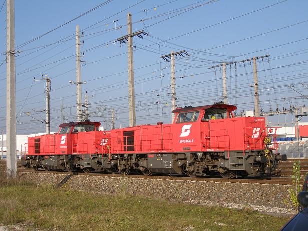 2070.024+2070.013.jpg
