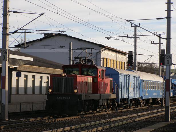 1063.004.jpg