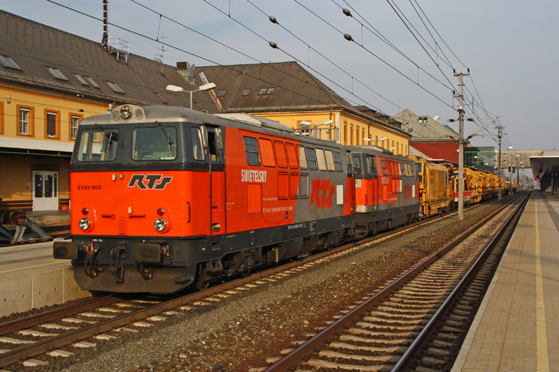 RTS 2143.005+2143.032 SGAG 93001 Klagenfurt Hbf am 1.3.2009.jpg