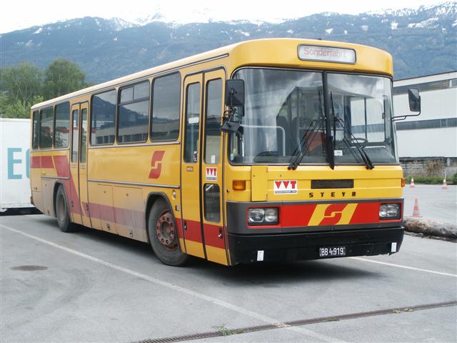 Bahn-Postbus.jpg