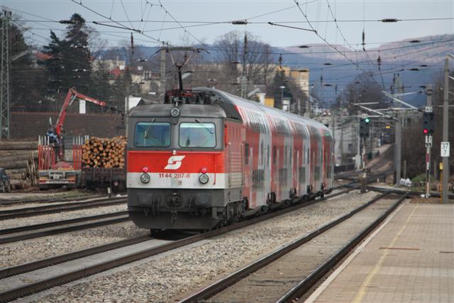 IMG_0109 (Small).JPG