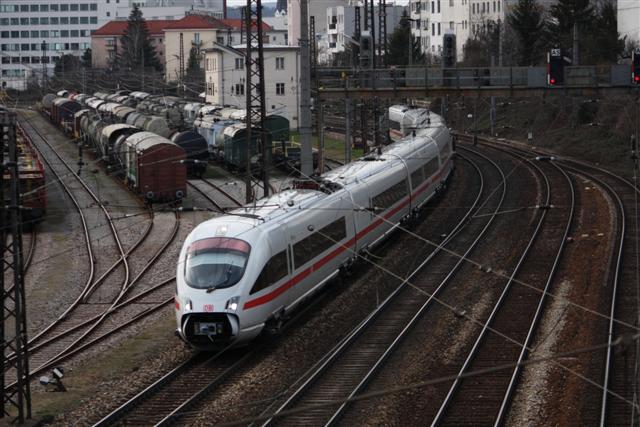 IMG_0200 (Small).JPG