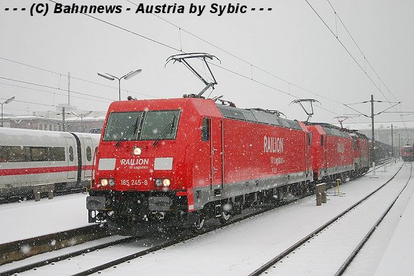 185 245 185 241 1044 072 Ws 09_03_2006.jpg