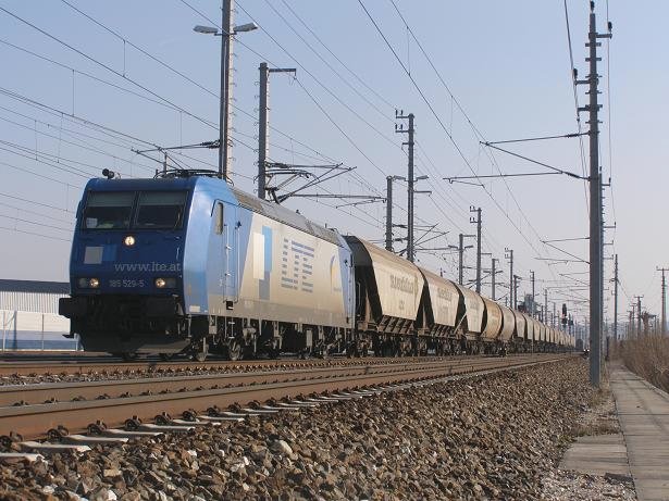 185 529 - MICHAELA - in Sv.